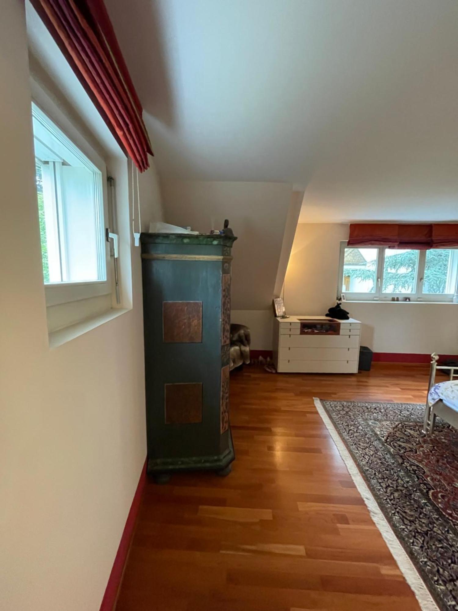 Spacious And Stylish In Apartment Zürich